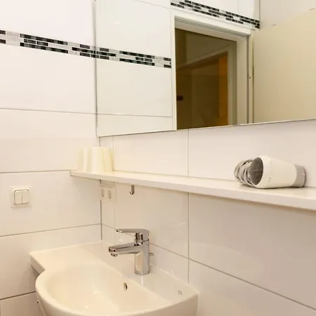 Apartment Lord Nelson 114